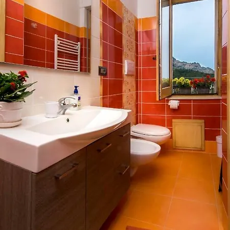 فندق مبيت وإفطار Aria Ona 3*